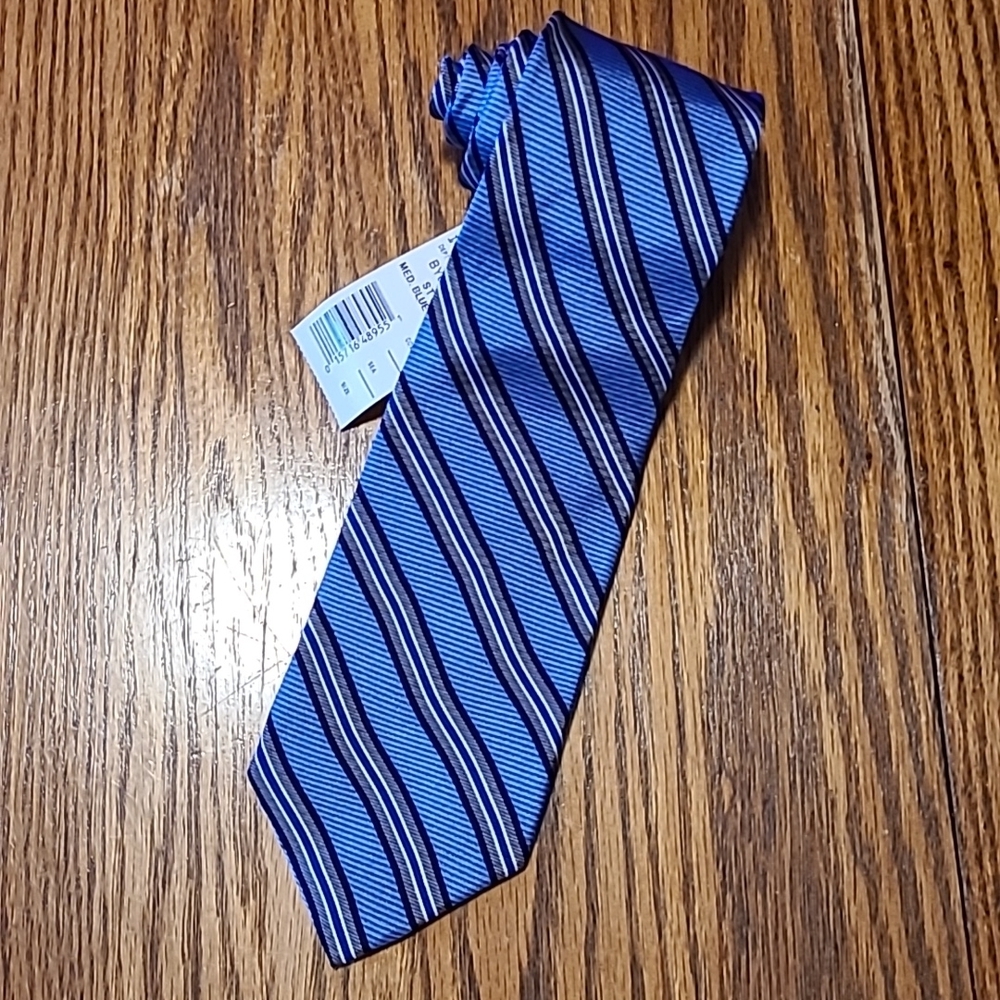 Chaps NWT Blue Striped Necktie
